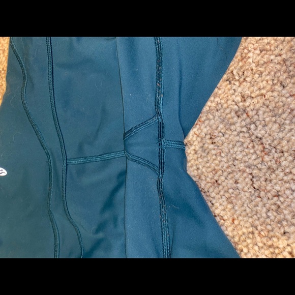 Lululemon leggings - Picture 6 of 10